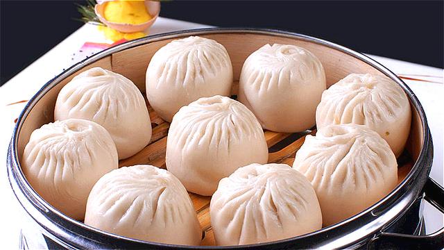 小巷深處的特色美食探秘，丟開皇帝養(yǎng)包子最新熱門美食推薦
