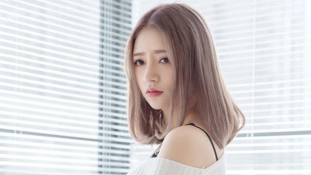 催眠高莜柔，變化、學(xué)習(xí)與自信的力量最新章節(jié)