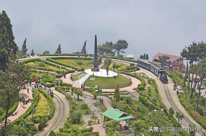 迷你世界最新版刷鐵軌，自然美景探險(xiǎn)之旅啟動(dòng)！